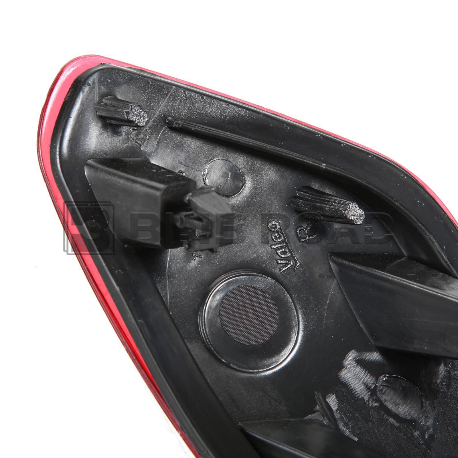 US 95863110500 + 95863110600 Rear Bumper Reflector - Image 5